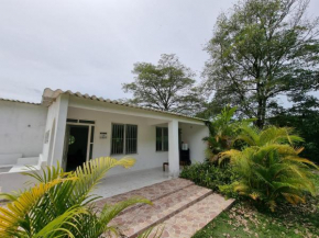 VILLETA, CASA CAMPESTRE CERCA DE PAYANDE